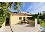 Appartements Ana - Starigrad Paklenica Kroatien
