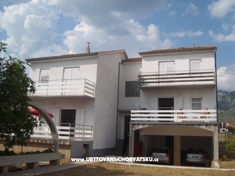 Apartmány Barun – ubytování Starigrad Paklenica, Chorvatsko – foto 1