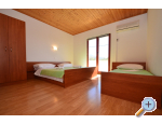 Appartements io - Starigrad Paklenica Kroatien