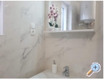 Appartements Cvekan i vino rakija shop - Starigrad Paklenica Kroatien