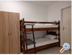 Appartements Cvekan i vino rakija shop - Starigrad Paklenica Kroatien