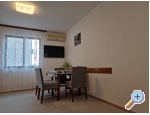 Appartements Cvekan i vino rakija shop - Starigrad Paklenica Kroatien