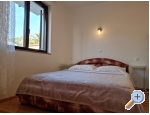Appartements Cvekan i vino rakija shop - Starigrad Paklenica Kroatien