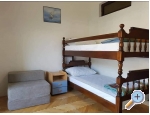 Appartements Cvekan i vino rakija shop - Starigrad Paklenica Kroatien