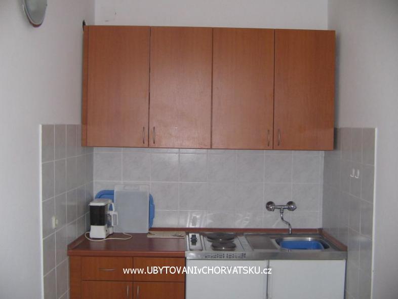 Appartements  Diana – Ferienwohnung Starigrad Paklenica, Kroatien – Foto 7