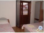 Appartements Lucija - Starigrad Paklenica Kroatien