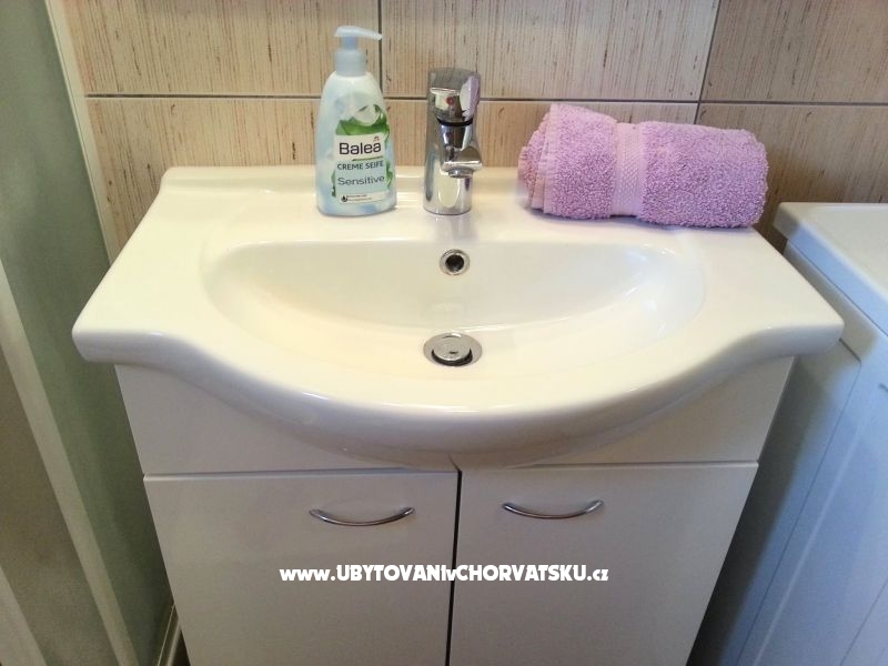 Appartements Marta – Ferienwohnung Starigrad Paklenica, Kroatien – Foto 11