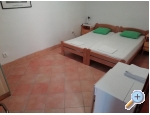 Appartements Mia - Starigrad Paklenica Kroatien