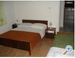 Appartements Mia - Starigrad Paklenica Kroatien
