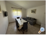 Appartements Sekana - Starigrad Paklenica Kroatien