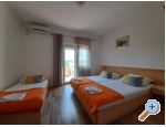Appartements Tomic - Starigrad Paklenica Kroatien