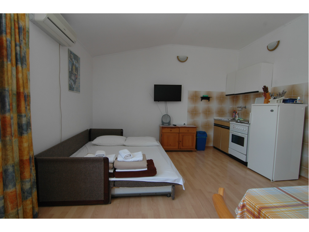 Apartments Ivana - Starigrad Paklenica Croatia
