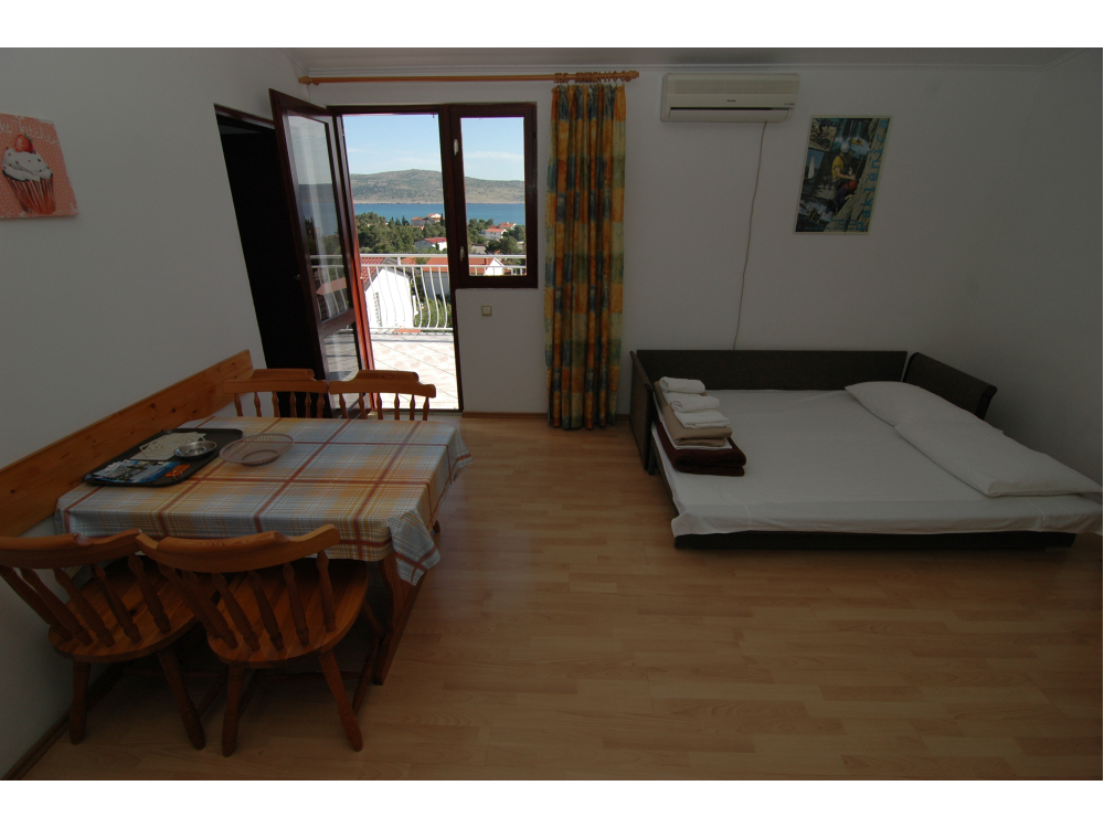 Apartments Ivana - Starigrad Paklenica Croatia