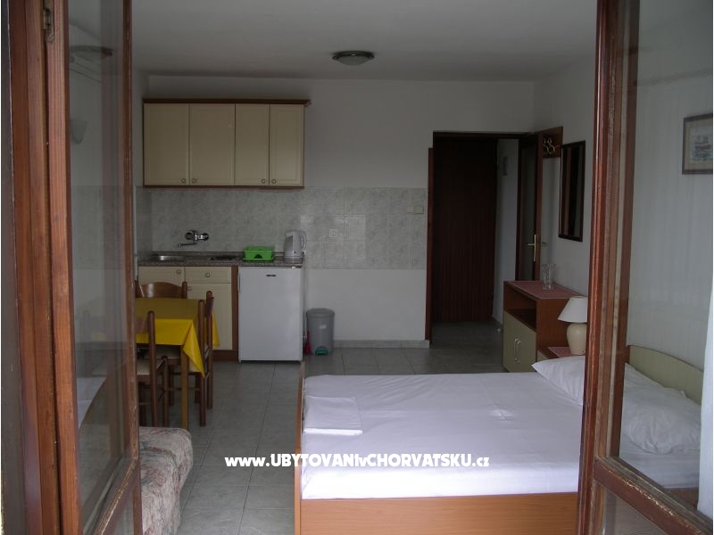 Ferienwohnungen Villa Nina – Ferienwohnung Starigrad Paklenica, Kroatien – Foto 15