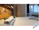 Appartements Bosi i Goli - Starigrad Paklenica Kroatien