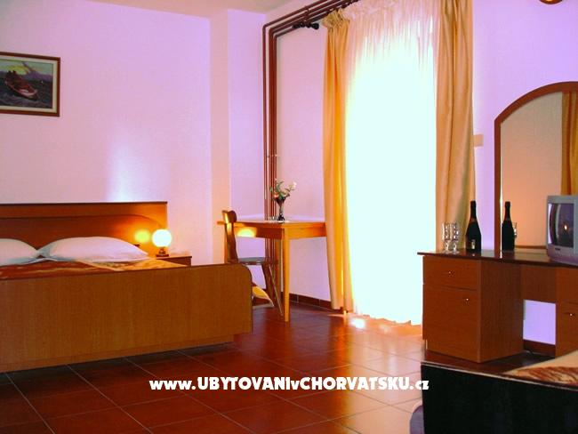 Pension  Andelko – Ferienwohnung Starigrad Paklenica, Kroatien – Foto 5