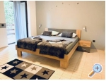 Apartmaji Voyage - Starigrad Paklenica Hrvaka