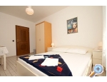 Apartmaji Voyage - Starigrad Paklenica Hrvaka