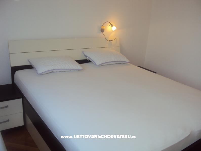 Apartment Lovre – Ferienwohnung Pakostane, Kroatien – Foto 3