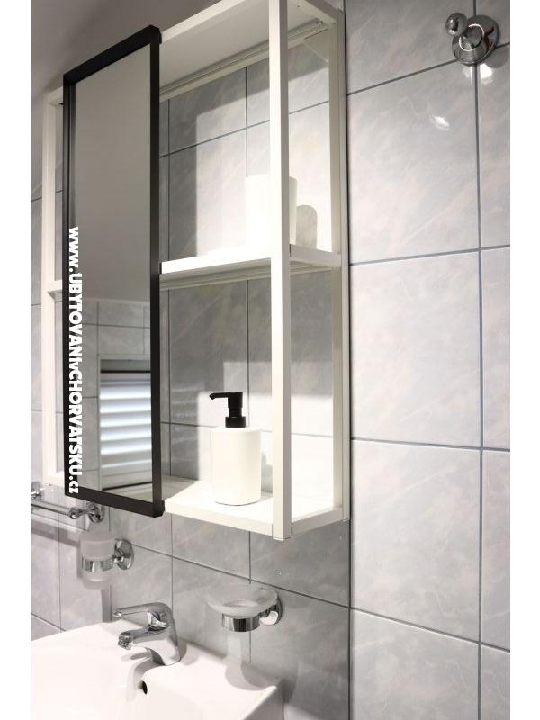 Appartements Ana – Ferienwohnung Pakostane, Kroatien – Foto 16