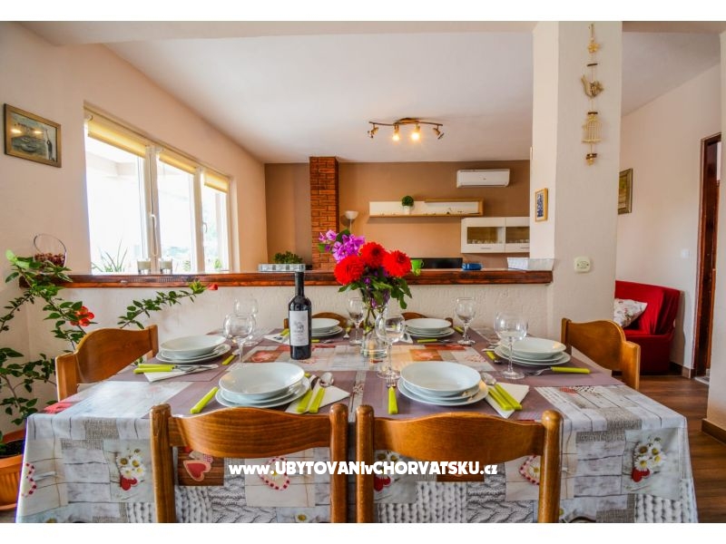 Appartements Bepo – Ferienwohnung Pakostane, Kroatien – Foto 1