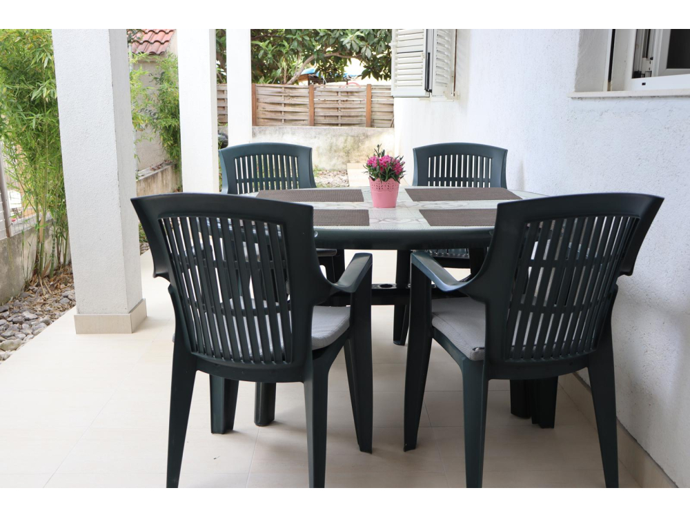 Apartments Filip - Pakoštane Croatia