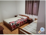 Appartements IVANKA - Pakotane Kroatien
