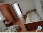 Appartements IVANKA - Pakotane Kroatien