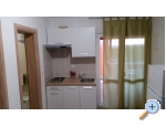 Appartements IVANKA - Pakotane Kroatien