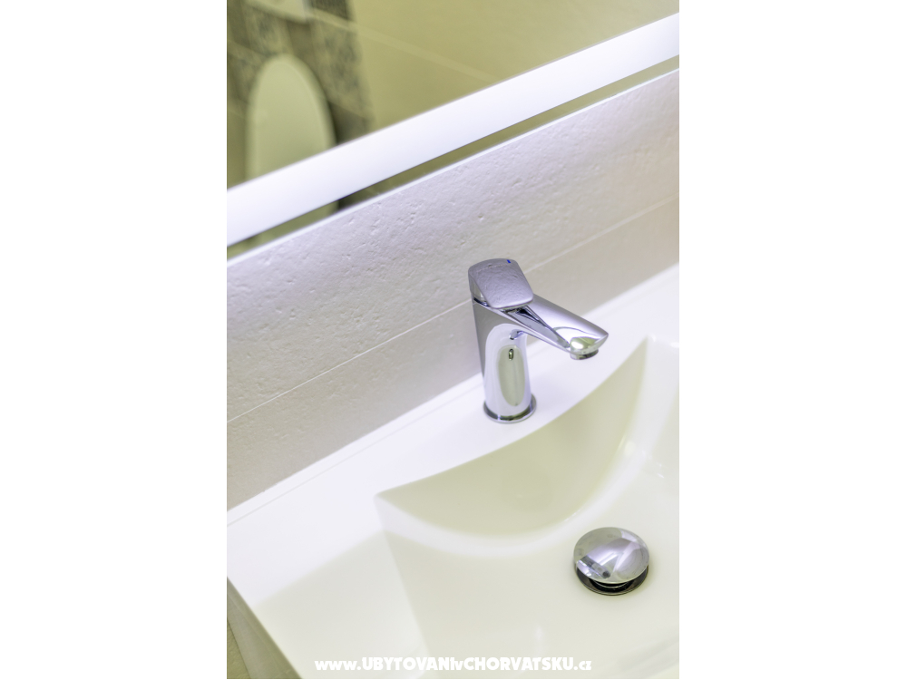 Apartmani Kaliger - Pako�tane Hrvatska