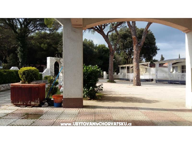 Appartements Lara – Ferienwohnung Pakostane, Kroatien – Foto 2