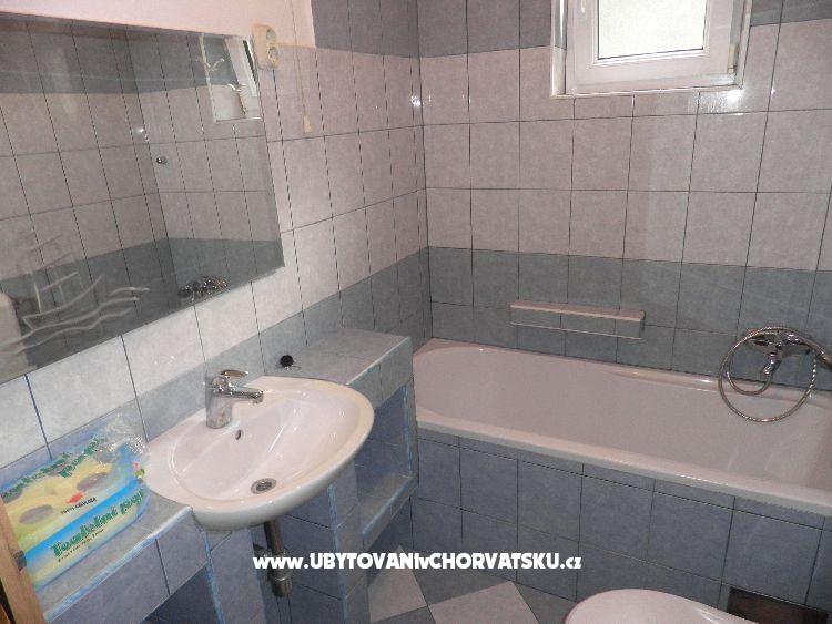 Appartements Lara – Ferienwohnung Pakostane, Kroatien – Foto 7