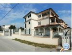 Appartements Monika - Pakotane Kroatien