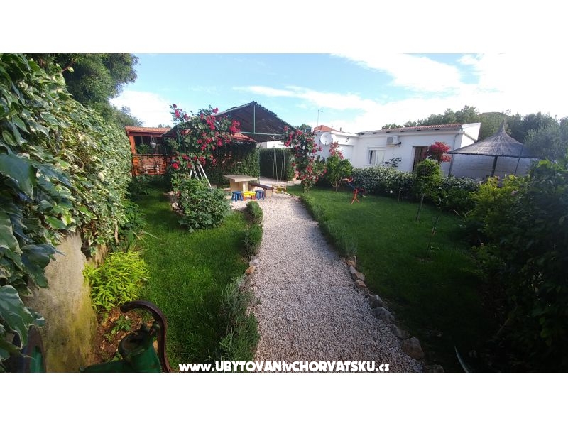 Appartements Pipi – Ferienwohnung Pakostane, Kroatien – Foto 9