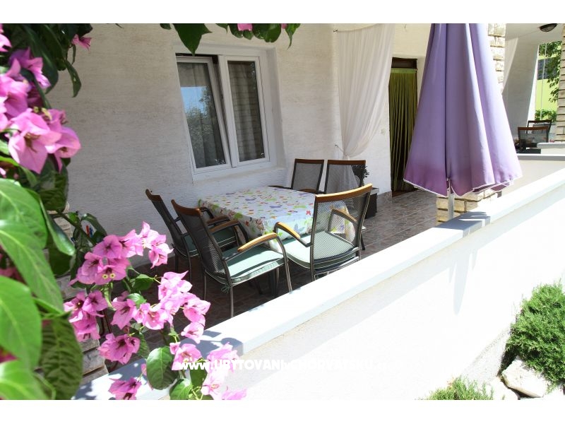 Appartements Pipi – Ferienwohnung Pakostane, Kroatien – Foto 14