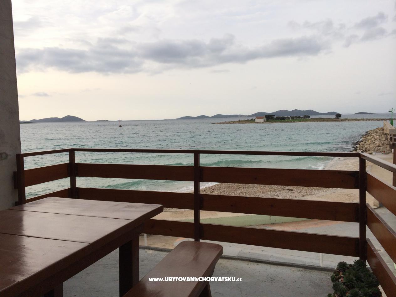 Appartements Stefi – Ferienwohnung Pakostane, Kroatien – Foto 1