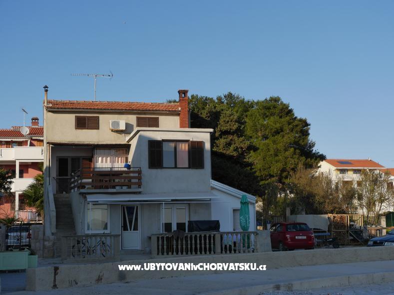 Appartements Stefi – Ferienwohnung Pakostane, Kroatien – Foto 2