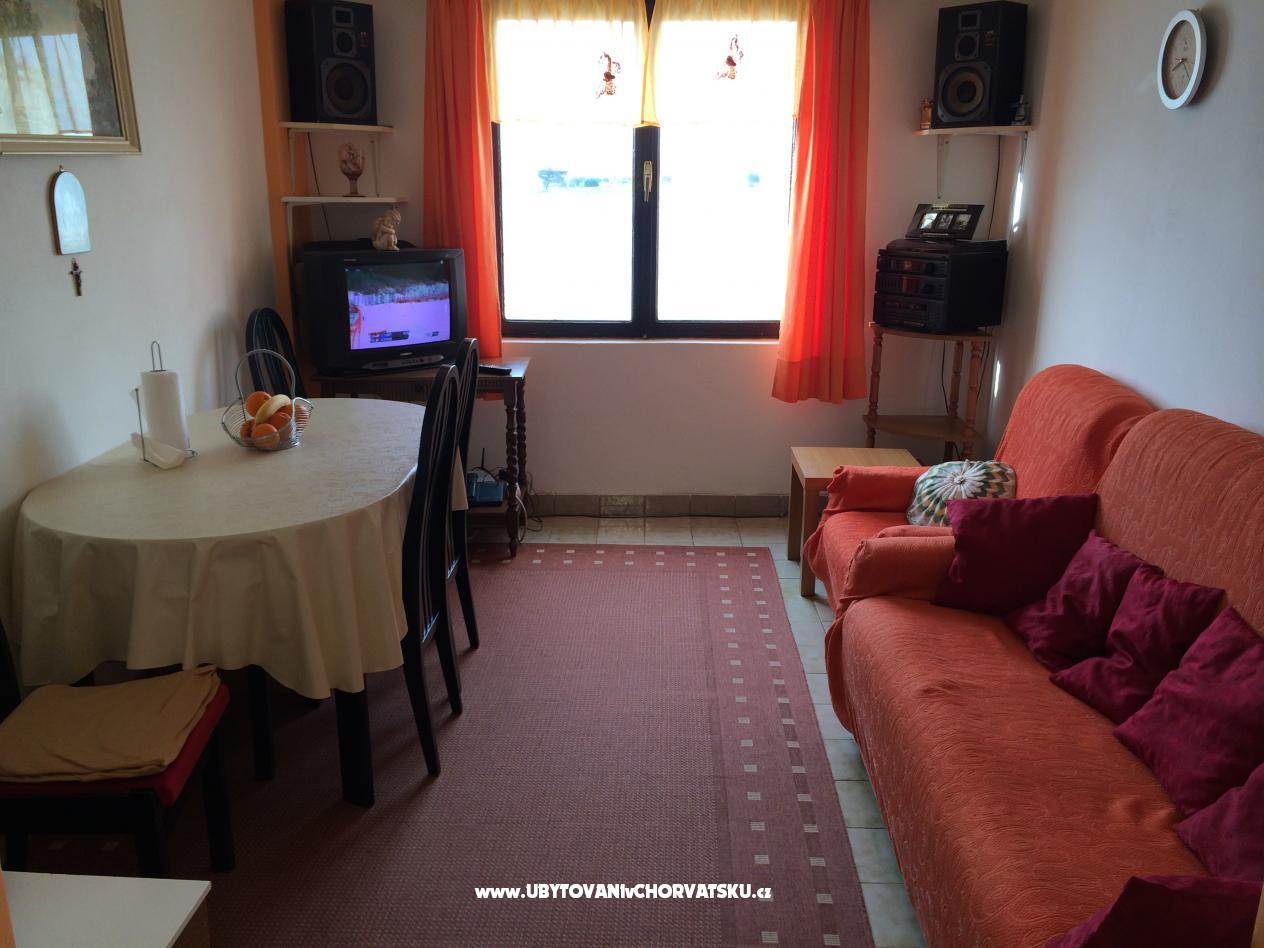 Appartements Stefi – Ferienwohnung Pakostane, Kroatien – Foto 3