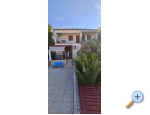 Appartements Varga - Pakotane Kroatien