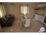 Appartements Vujasin - Pakotane Kroatien