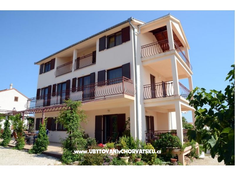 Apartmenty Stupavsky – Ferienwohnung Pakostane, Kroatien – Foto 1