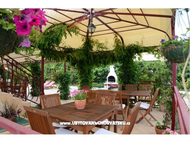 Apartmenty Stupavsky – Ferienwohnung Pakostane, Kroatien – Foto 2