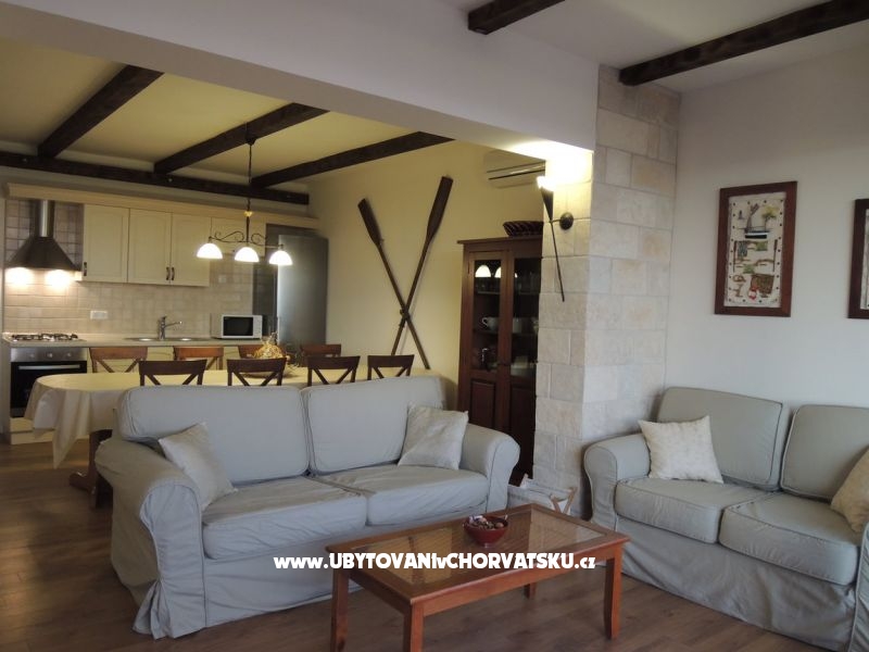 Ferienwohnungen in Villa – Ferienwohnung Pakostane, Kroatien – Foto 1