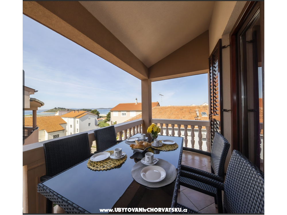 Appartementen Martin - Pakoštane Kroatië