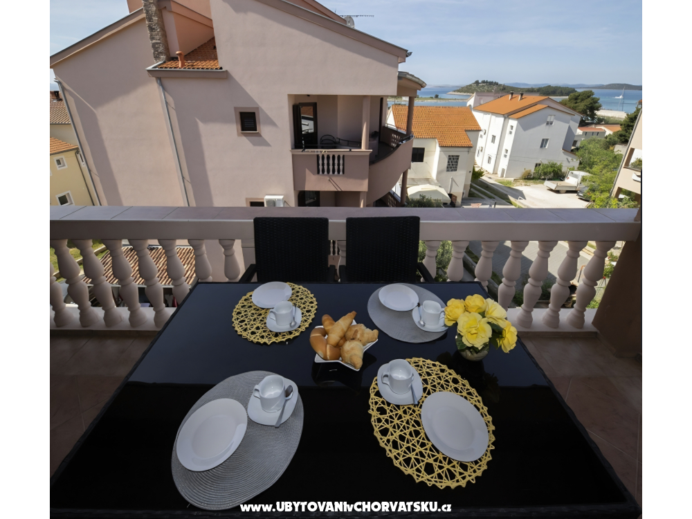 Appartementen Martin - Pakoštane Kroatië