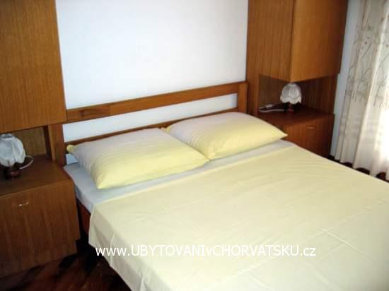 Appartements Fijan – Ferienwohnung Pakostane, Kroatien – Foto 2