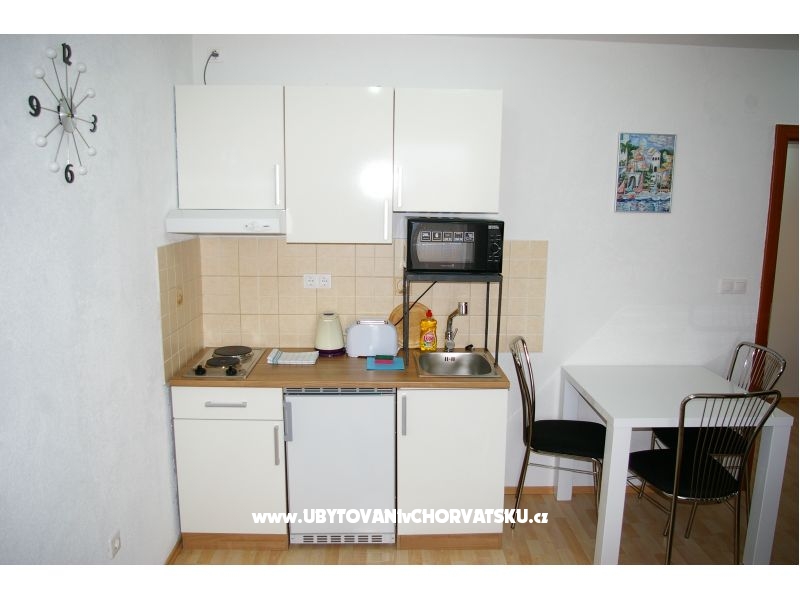 Villa Evelin – Ferienwohnung Pakostane, Kroatien – Foto 9