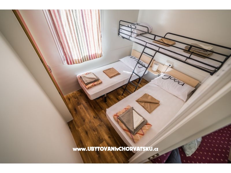 Mobile beach house Lovre Blaž – Ferienwohnung Pakostane, Kroatien – Foto 11