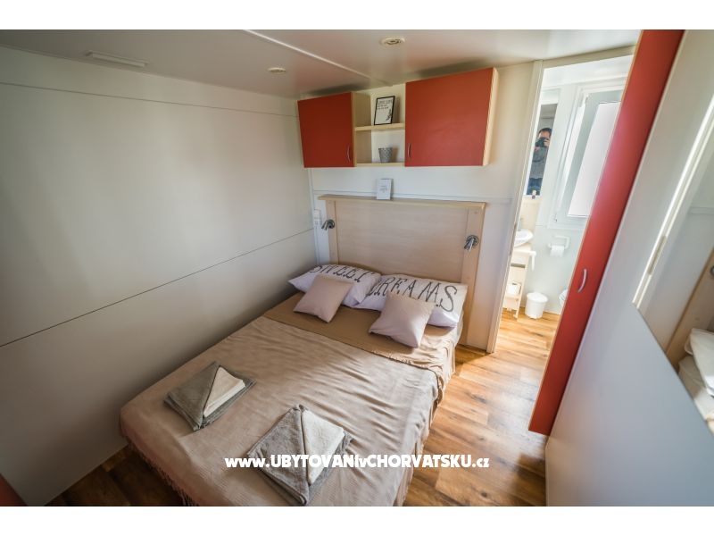 Mobile beach house Lovre Blaž – Ferienwohnung Pakostane, Kroatien – Foto 13