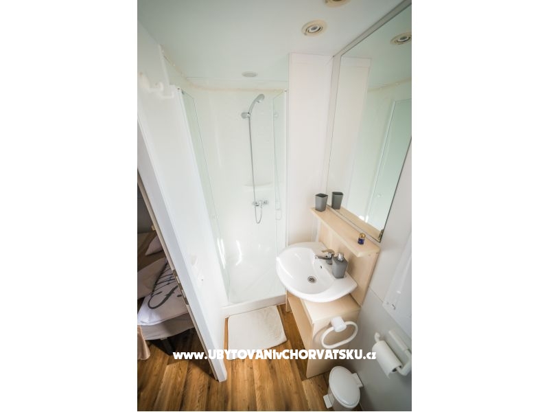 Mobile beach house Lovre Blaž – Ferienwohnung Pakostane, Kroatien – Foto 16